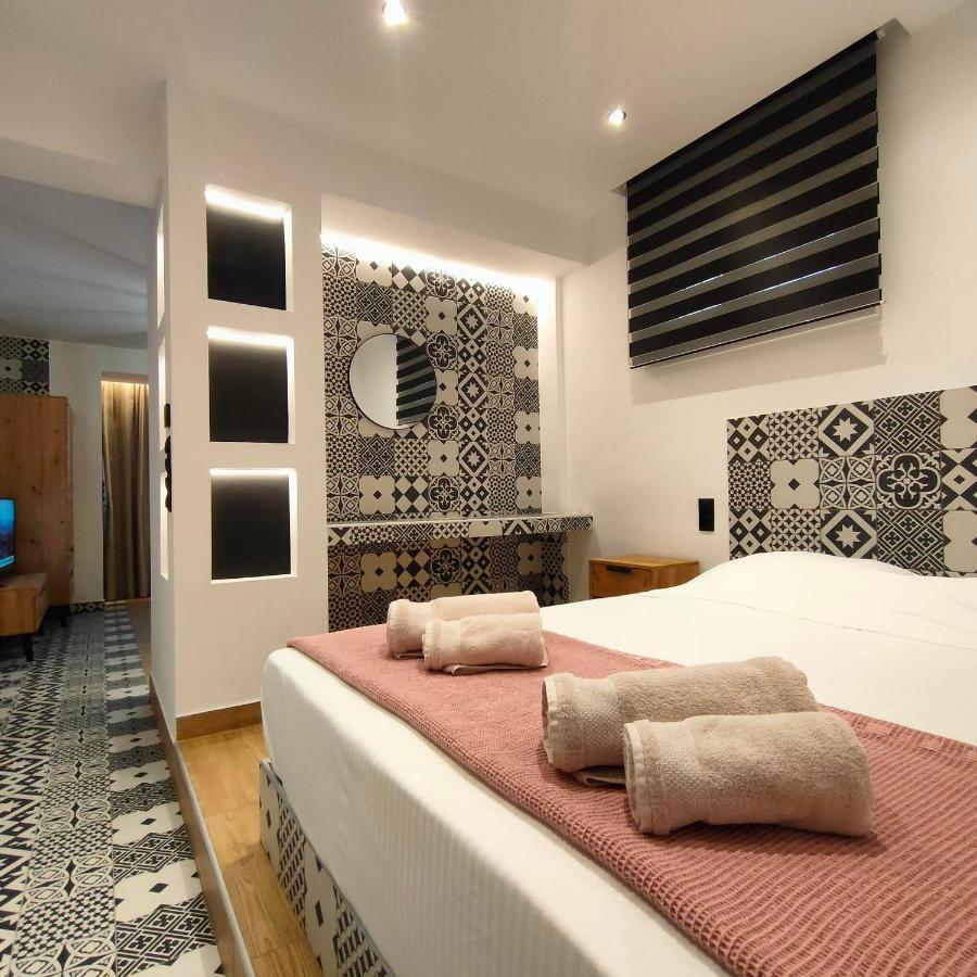 Gekas Premiun City Center Apartment Kalambaka Exterior photo